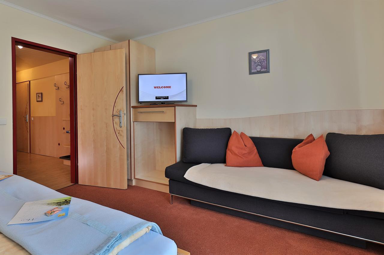 Hotel Garni Zerza 트로폴라흐 외부 사진