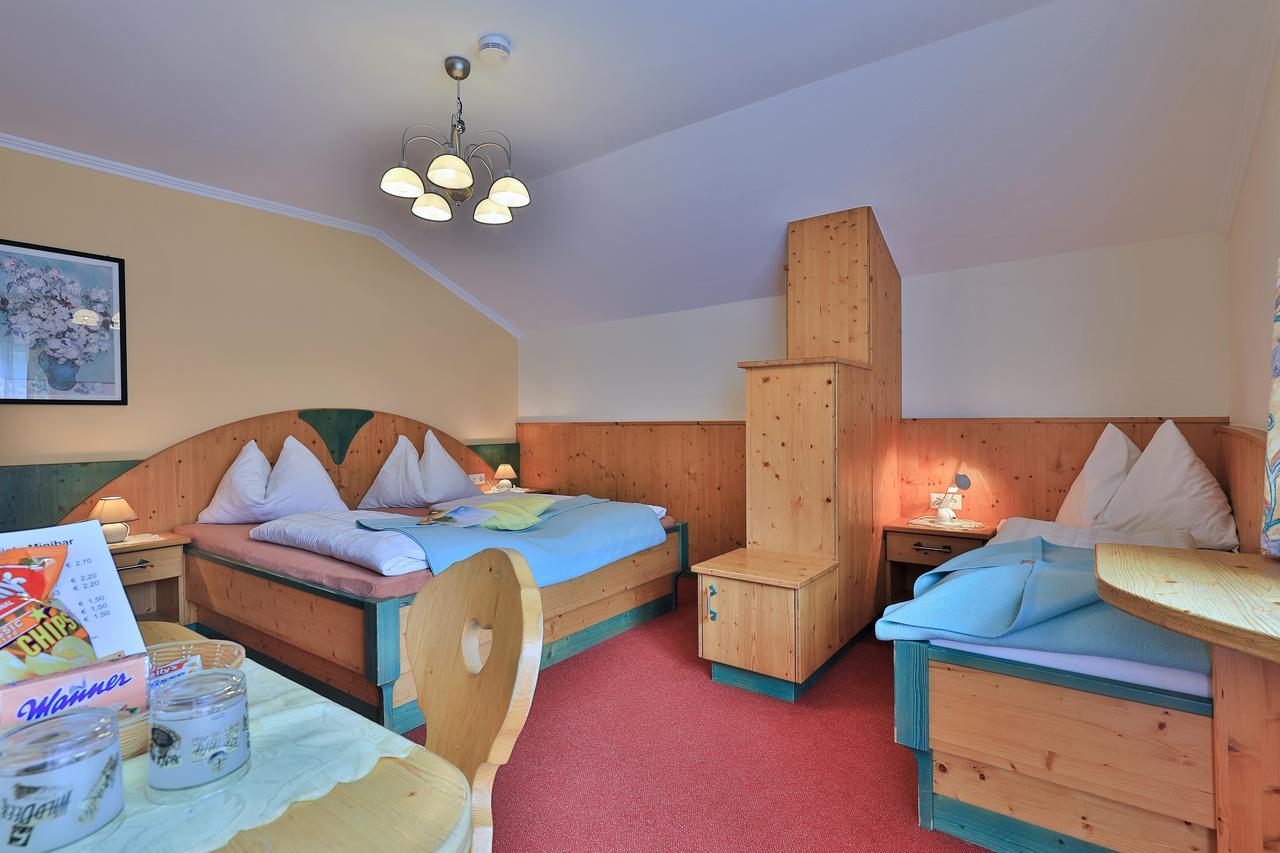 Hotel Garni Zerza 트로폴라흐 외부 사진
