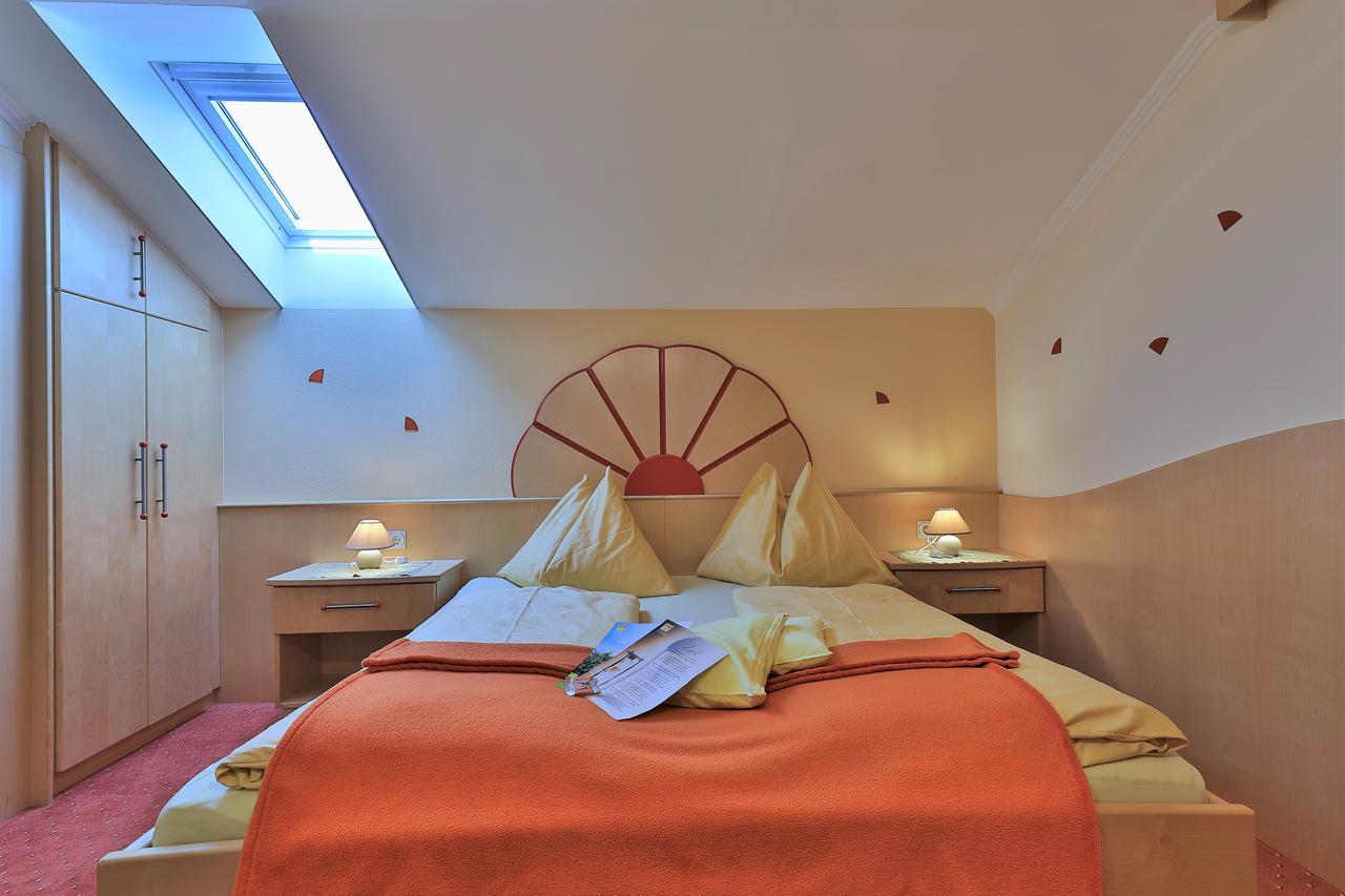 Hotel Garni Zerza 트로폴라흐 외부 사진